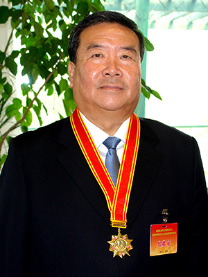 热心公益郝金明慷慨解囊为公益