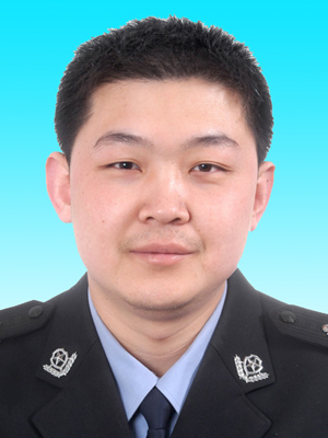 [敬业奉献]程烨:火眼金睛好猎手 神探交警保平安