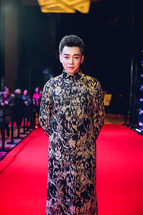 敬业奉献谭正岩谭门第七代传人重铸京剧文化