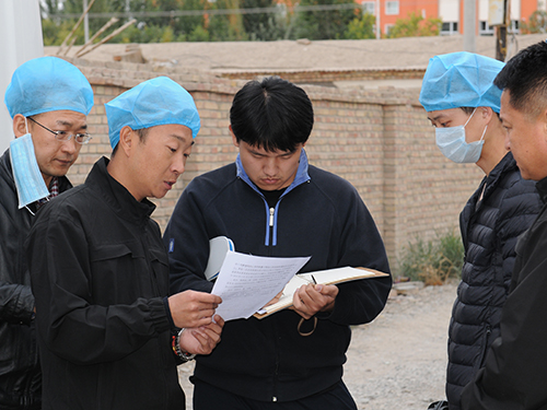 李迪:让警徽在反恐一线熠熠生辉