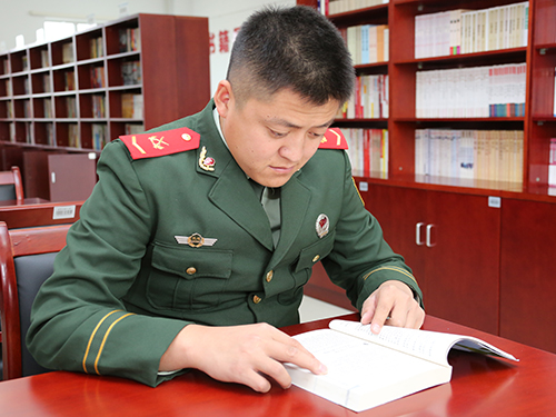 张佳佳:无惧生死救他人