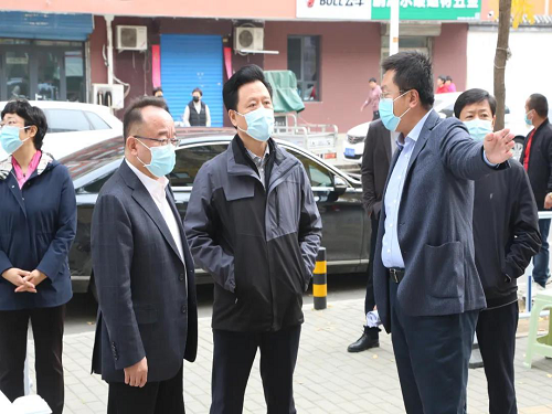 房山区领导到西潞街道检查疫情防控工作